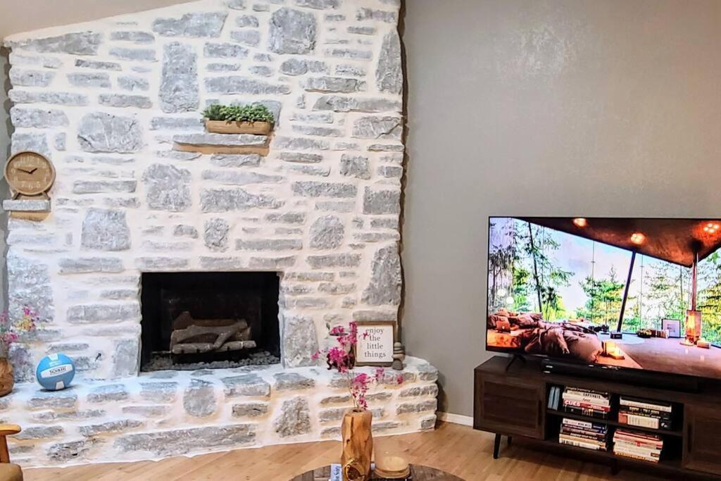 Centrally Located In Rogers And Bentonville! -Private Rooms Dış mekan fotoğraf