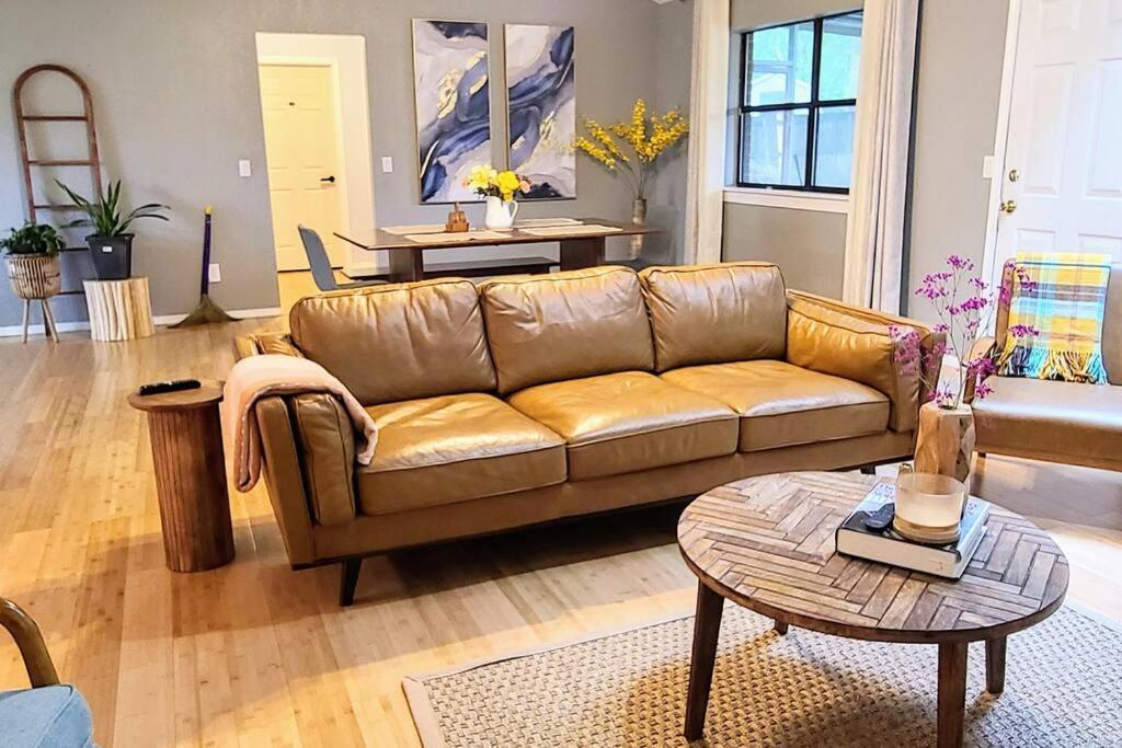 Centrally Located In Rogers And Bentonville! -Private Rooms Dış mekan fotoğraf